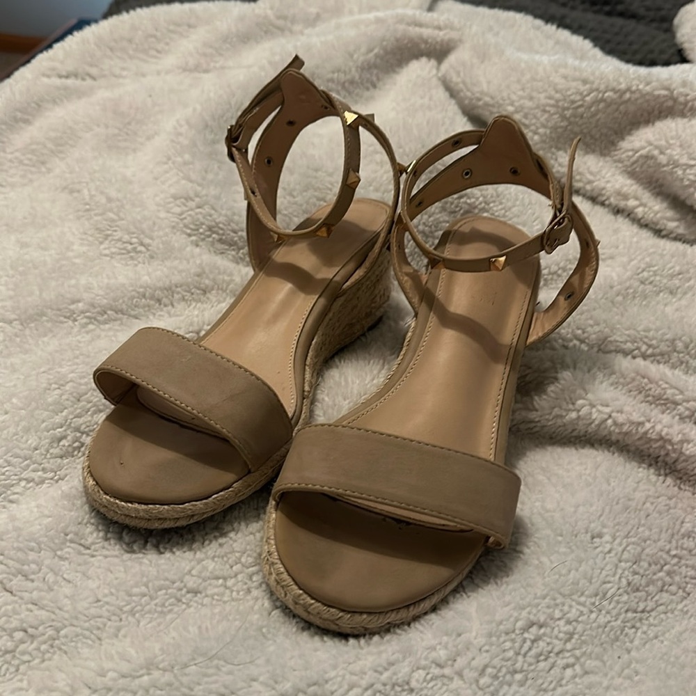 FINAL MARKDOWN Gold studded wedges